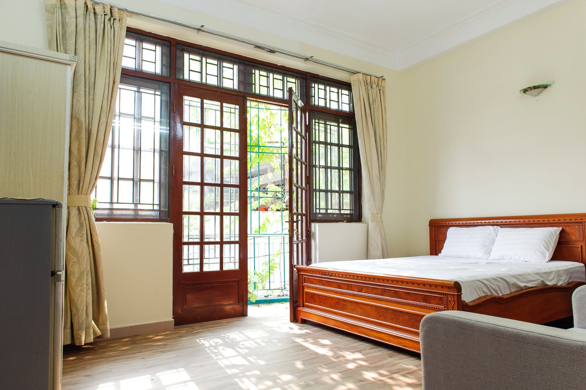 Hotel Linh Homes For Expat